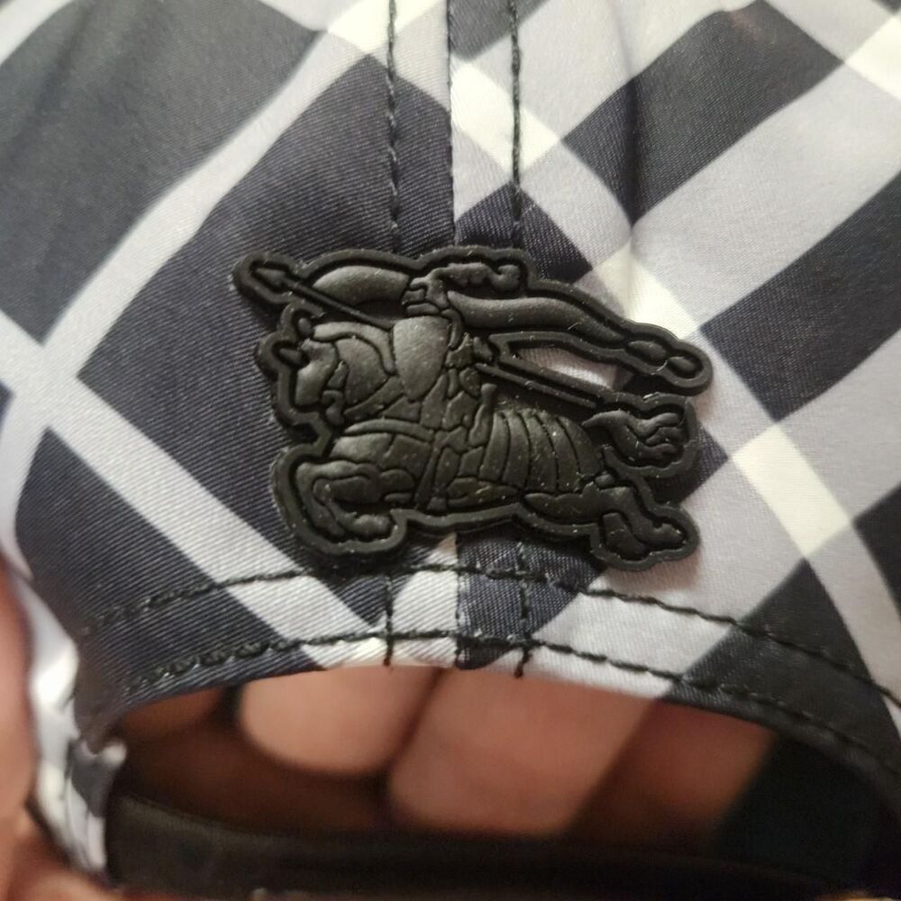 Burberry Black Nova Check Cap - Picture 7 of 8